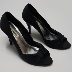 Steve Madden Gratify Black Satin Pumps